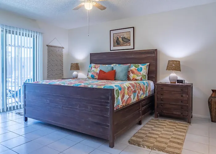 Charming House Pool Near Kiwanis Park Freeways *