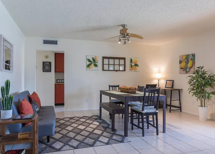 Holiday home Charming House Pool Near Kiwanis Park Freeways Tempe