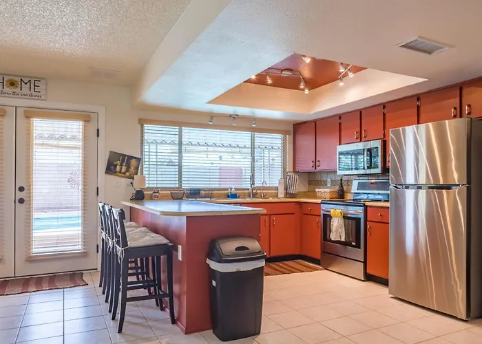 Holiday home Charming House Pool Near Kiwanis Park Freeways *